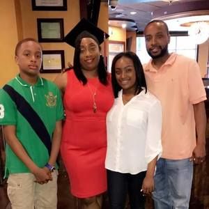 Meet your Posher, Crystal